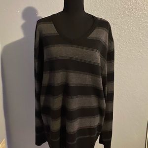 Men’s English denim sweater